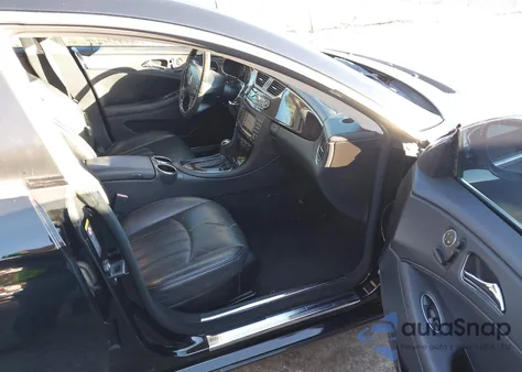 2008 Mercedes-Benz Cls 550 from USA, damaged, VIN WDDDJ72XX8A123737